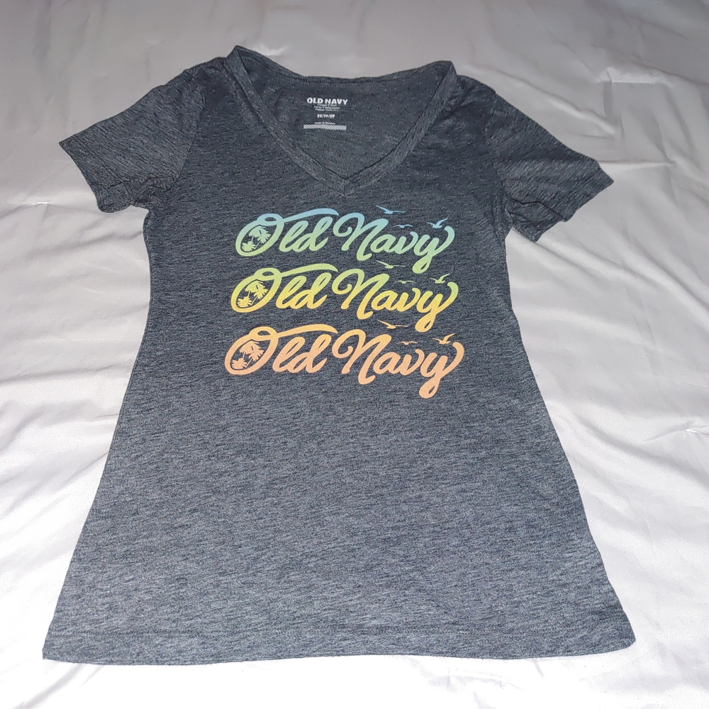 Old Navy V Neck Gray Tee Shirt XS